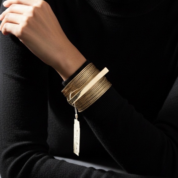 NWT Kenneth Jay Lane Couture Slinky Bangle Bracelet Gold NEIMAN MARCUS Gold - Picture 5 of 9